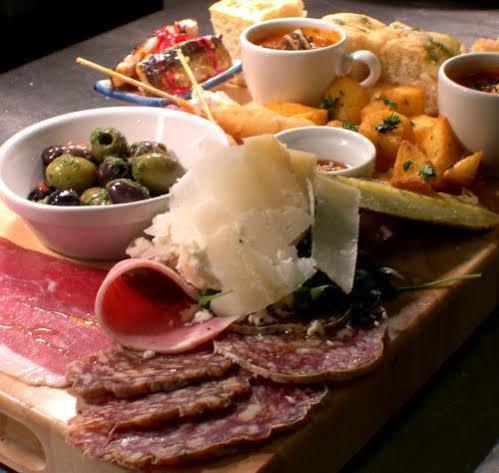 The Tally Ho Hotel - B&B Bicester Luaran gambar