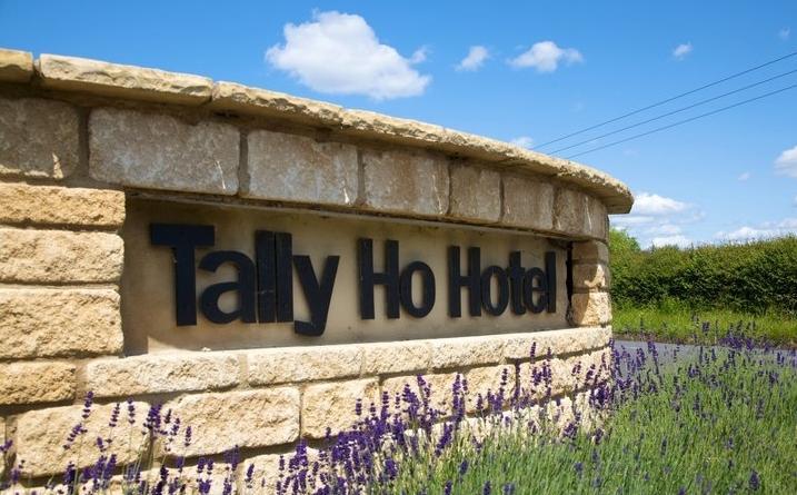 The Tally Ho Hotel - B&B Bicester Luaran gambar