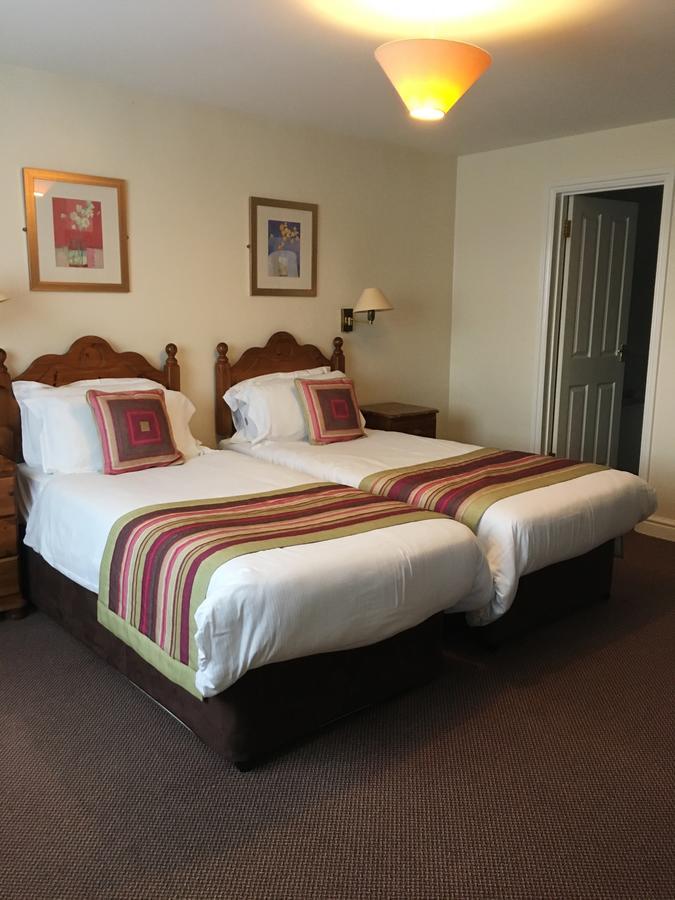 The Tally Ho Hotel - B&B Bicester Luaran gambar