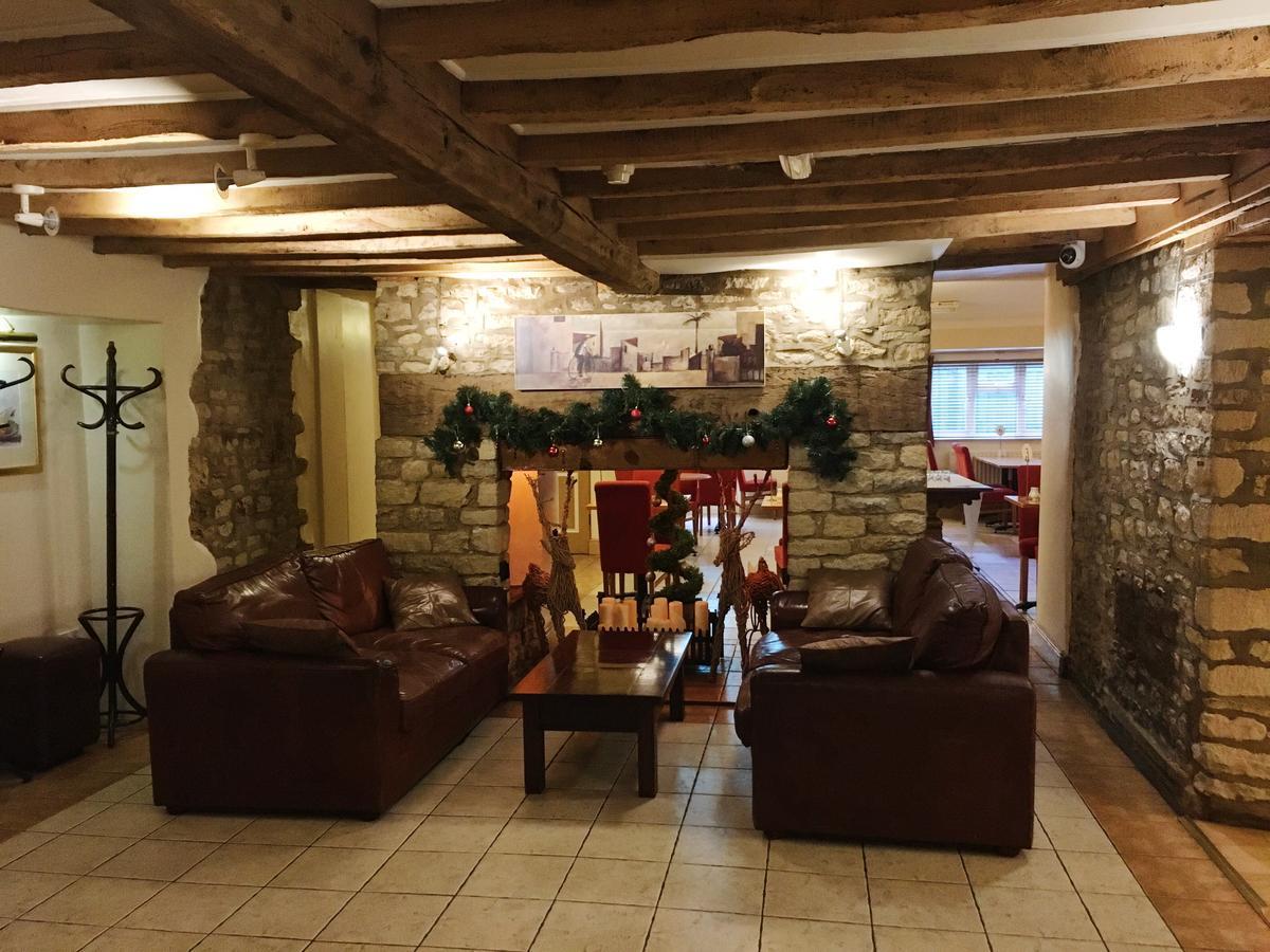 The Tally Ho Hotel - B&B Bicester Luaran gambar